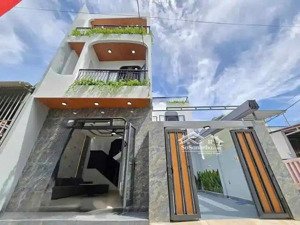 chủ bán căn q9 44m2 có shr giá chỉ 3ty890 còn tl hẻm oto6m quay đầu liên hệ gấp