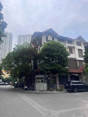 biệt thự vườn đào căn góc giá tốt nhất thị trường