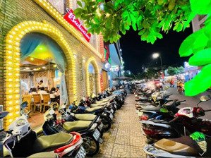 siêu vị trí, bán nhà mặt tiền nguyễn gia trí bình thạnh dt: 8 x 25m 4 tầng hđ thuê 160 triệu