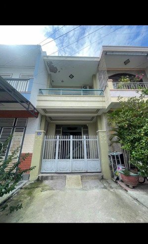 bán nhà 2 tầng 2 mặt tiền nguyễn khoái tđc hòn xện cần tiền bán nhanh: 