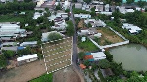 bán lô đất 120m2 ngay ngã tư hồ văn tắng với nguyễn thị lắng cách bv xuyên á 1.5km ở củ chi tp hcm