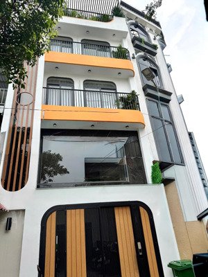 bán toà nhà chdv 5 tầng xây mới, 13 phòng, dương quảng hàm, p.6, gò vấp, dòng tiền 83 triệu/tháng