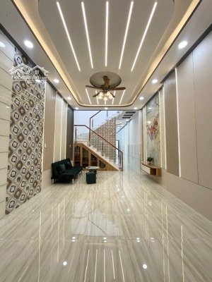 nhà đẹp 2 tầng cạnh tên lửa, 77.5m2 - hẻm xe hơi - giá chỉ 5.85 tỷ