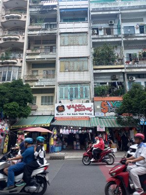 mặt tiền nguyễn trãi, phường 11, quận 5, giá 17,5 tỷ tl