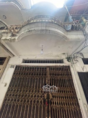 bán đất tặng nhà khu vực lạc long quân diện tích 127 m2 giá 17,5 tỷ phù hợp xây chung cư mini