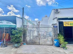 bán đất 136m2 giá 630tr ngay trung tâm trảng bàng, xung quanh dân cư đông, sổ hồng riêng, gần kcn