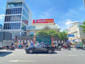 cho thuê nhà góc 2 mặt tiền đường trường chinh gần cộng hòa quận tân bình.
