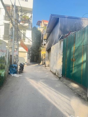 hồ tùng mậu ,cầu diễn , nam từ liêm cho thuê kho xưởng điện 3 pha giá chỉ 33tr/thang mt 8m