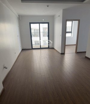 cần bán căn 72m2 tầng 15 giá 1,5 tỷ - sẵn sổ. lh: 