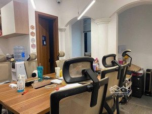 bán nhà đặng văn ngữ, dt khủng, mt đẹp, trước nhà ô tô tránh, hợp lý khi xây vp, cty, phòng khám