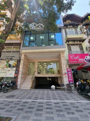 bán nhà mặt tiền ngô gia tự, quận 10 - 6,8x23m - ctxd: hầm + 7 tầng - hđt: 130tr/tháng - giá 36 tỷ