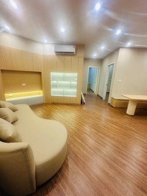 bán căn hộ 3pn, 2wc, 115m2, sẵn sổ, full nội thất, tại 57 vũ trọng phụng, thanh xuân, hà nội