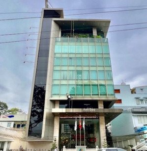 cho thuê tòa nhà mới mt cao thắng quận 10 ngay khu hà đô