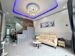 bán nhà tân phong mới xây có sổ giá chỉ 2,89 tỷ thương lượng