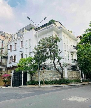 cho thuê biệt thự gần mặt tiền trương định - kỳ đồng quận 3