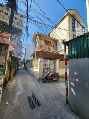 s.a.l.e cuối năm - nhà đẹp ở ngay - thạch bàn, lô góc cực thoáng chỉ 5,8 tỷ - 38m2