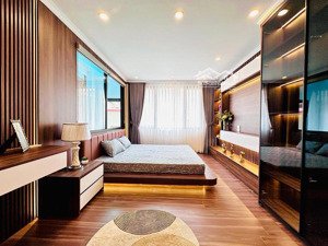 cực hiếm 6 tầng thang máy 60 m2 ngõ thông trung tam ba đình dòng tiền giá chỉ 18tỷ