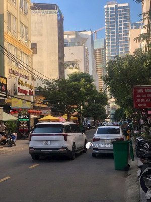 chính chủ cần bán khách sạn hà bổng song song võ nguyên giáp- võ văn kiệt