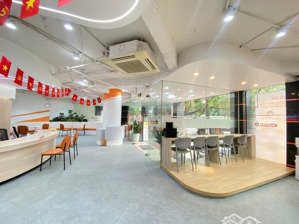 sàn lô góc 3 mặt tiền tòa building mặt phố phan văn trường- cầu giấy 200m2