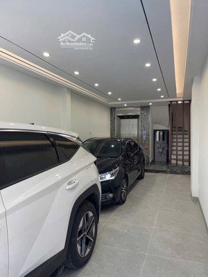 chính chủ cần bán căn nhà riêng đối diện aeon long biên, 55m2 xây 6t, thang máy, ô tô 7 chỗ vào nhà