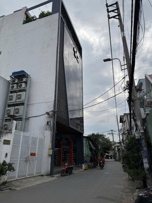 bán gấp nhà đường 8m, hà huy giáp, dt 14x36m, sẵn thu nhập 70tr/ tháng