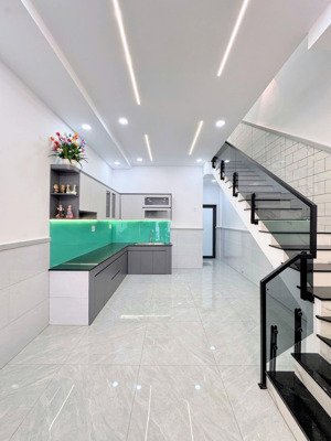 mua nhà mới đón tết rước lộc vào nhà