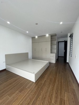 nhà đẹp việt hưng gần big c long biên