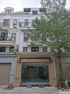 bán shophouse thị trấn trâu quỳ - vị trí chiến lược, cực hiếm - dt 87 m2 - giá 20 tỷ