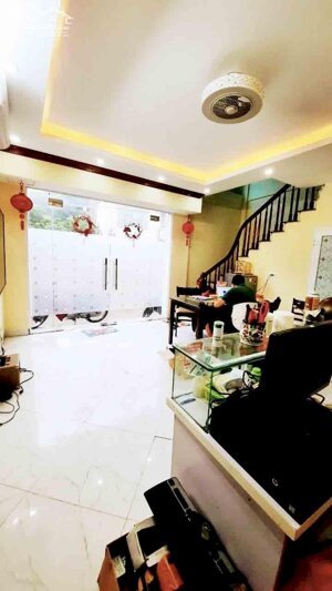 Bán nhà đẹp phân lô Hoàng Cầu, Đống Đa, ôtô, thang máy, 82mx7t, 25.95 tỷ, 0985696268