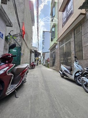 nhà phố giáp nhị 72m2 4 tầng giá 12.7 tỷ, vị trí đẹp ô tô đỗ cửa vào nhà