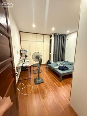 CẦN BÁN NGAY NHÀ LẠC TRUNG HAI BÀ TRƯNG 70m2, 5 TẦNG MẶT TIỀN 4,4m GIÁ 25 TỶ