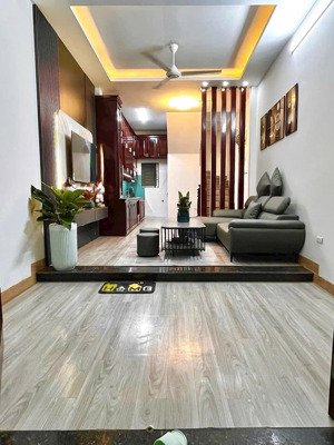 hàng hiếm tại ngô quyền, vạn phúc, hà đông. nhà 5 tầng mới đẹp - full nội thất, ô tô đỗ gần
8,3 tỷ