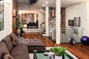 căn phân lô tuyệt đẹp tại trung kính. 75m2, 5 tầng, mặt tiền 5.1m. gara, nhà đẹp, nơi ở lý tưởng