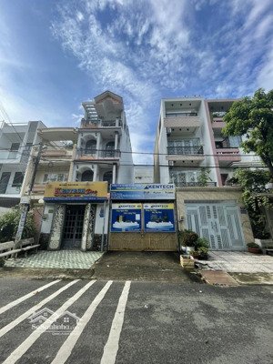 đất khu tên lửa, q.btân, mt đường 1b, dt 4,2x20m, giá 9,4 tỷ tl.gần aeon mall. lh: nga