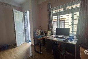 nhà rẻ nhất giáp nhị, chỉ hơn 180tr/m2 sđcc, k dính qh, p.ly sạch sẽ