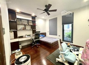 bán nhà phạm văn đồng 60m x 3t x mt 12m giá 16.5 tỷ ô tô vị trí đẹp, trung tâm bắc từ liêm