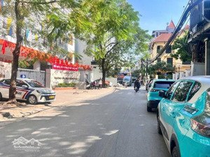 nhà đẹp đón tết - lạc long quân - 45m2 - 4 tầng dân xây - hai thoáng - ngõ thông - full nội thất