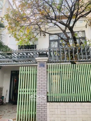 biệt thự mini nguyễn thị thập pmh q7 138m2 nhà 3 tầng 6pn 5wc sang chảnh đẳng cấp giá chỉ 15.x tỷ