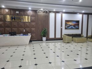 bán căn 2 ngủ siêu rẻ 58m2 full đồ 2 ngủ chung cư homeland thượng thanh giá 4.55 tỷ:lh 