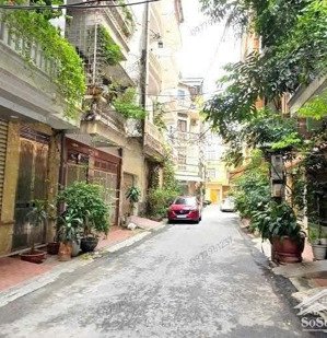 hiếm - lạc long quân - 50m2 - mặt tiền 4,3m - 5 tầng - oto 7 chỗ đỗ cửa - cách 1 nhà ra oto - tránh