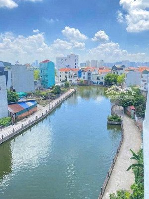 đất view hồ tại lại yên - hồ điều hoà mát mẻ quanh năm. không khí trong lành tránh xa xô bồ