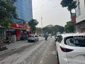 bán đất long biên trong đê 50m, mt 5m vuông đẹp, sổ đỏ, không quy hoạch, giá chỉ hơn 5 tỷ