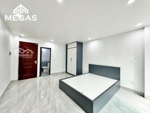 cho thuê phòng studio full đồ ban công cửa sổ ngay tại mễ trì