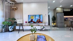 giá cực tốt - bán căn 3 ngủ đẹp, ban công đông nam cực mát mẻ, sổ đỏ sẵn giao dịch ngay, full đồ