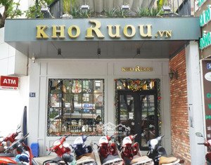 cho thuê nhà mặt phố mặt đường cầu giấy dt 90m x 4 tầng,mặt tiền 5m, thông sàn,thời trang, mỹ phẩm