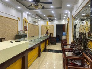 bán nhà riêng quận cầu giấy 95m2, xây 8 tầng giá 14 tỷ. sổ đỏ chính chủ