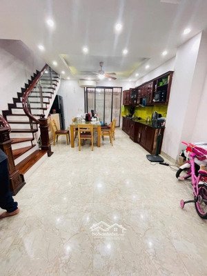 bán nhà tô hiệu, hà đông, lô góc, phân lô, ô tô tránh, 80m2, mặt tiền 5m, 15,4 tỷ.