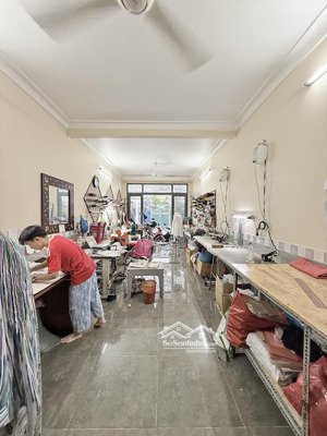 vip lê văn sỹ ngay trần quang diệu. nhà 4x24m, sổ vuông. giá bán thấp hơn ngân hàng định giá