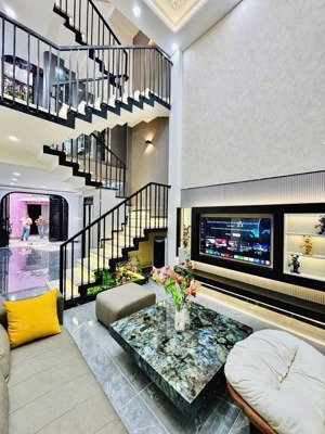 lê hoàng phái, p17, gò vấp- 6,95 tỷ (còn tl) 4 tầng, full nội thất, ô tô tới sát