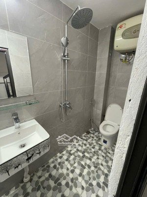 bán nhà lĩnh nam gần bãi xe oto 35m2, 4 tầng, 4,15 tỷ